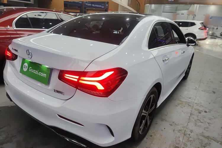 Used Mercedes-Benz A-Class 2022 Revised Version A 200 L Sport Sedan Fashionable Style
