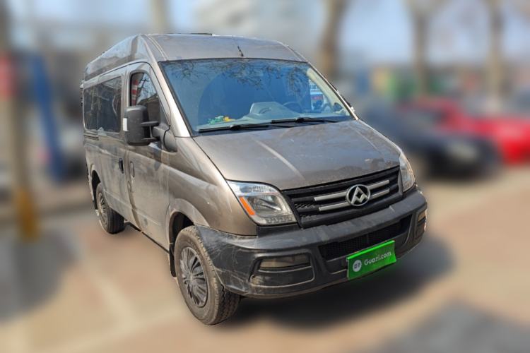 Used SAIC MAXUS Xintu V80 2017 2.5T AMT Aoyuntong National V Short Wheelbase Mid-Roof 5/6/10-Seater
