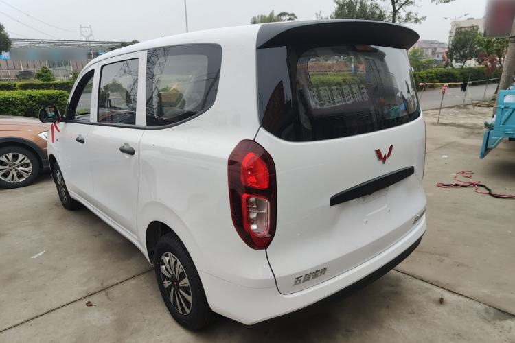 Used Wuling Hongguang New Energy 2024 All-Electric Model 300KM Standard Version Exterior 2