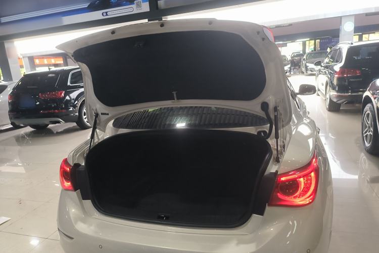 Used Infiniti Q50 2014 3.7L Luxury Sport Edition
