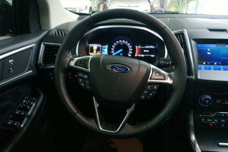Used Ford Edge 2018 EcoBoost 245 Two-Wheel-Drive Titanium 7-Seater China V Standard
