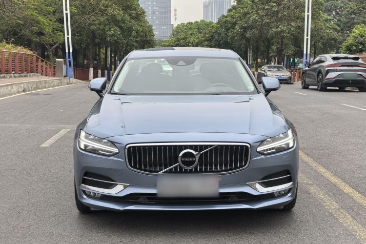 Used Volvo S90 2020 Facelift T5 Smart & Luxurious Edition