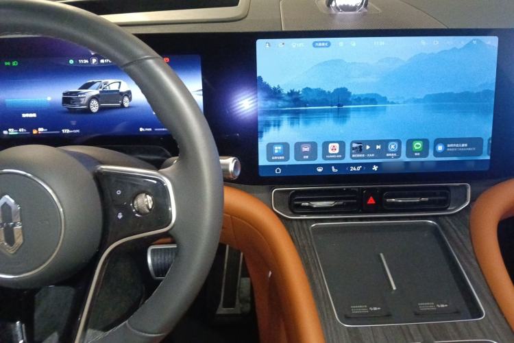 Used Hima AITO M9 2024 Range-Extended Ultra Version 42 kWh 6-Seater Model Center Console