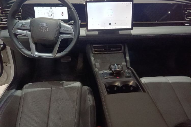 Used BYD Qin L 2025 DM-i Smart Drive 120KM Superior Model