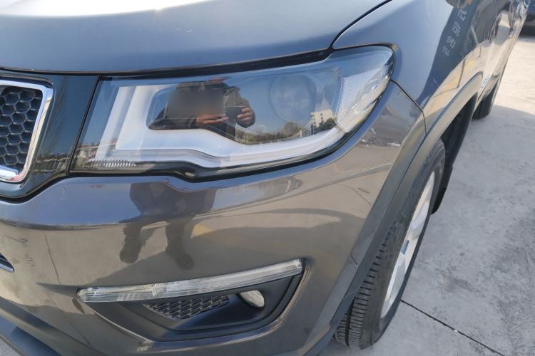 Used Jeep Compass 2017 200T Automatic Family Edition
