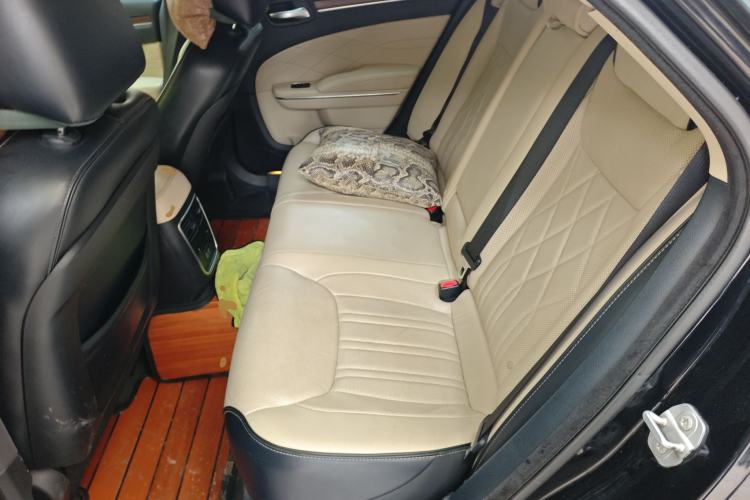 Used Chrysler 300C 2016 3.0L Supreme Edition Left Rear Seat