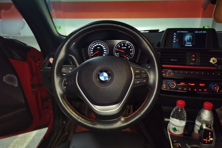 Used BMW 2 Series 2019 225i Convertible Coupe Sports Design Package Steering Wheel