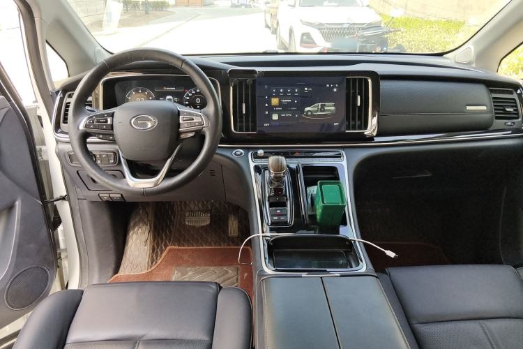 Used GAC Trumpchi M8 2021 Master Series 390T Ultimate Edition Center Console