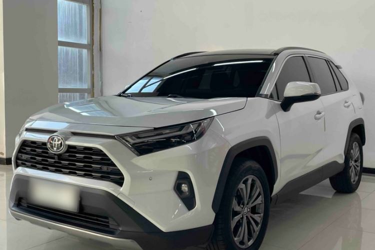 Used Toyota RAV4 2023 2.0L CVT Two-Wheel Drive Fashion Plus Edition
