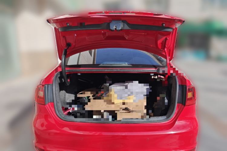 Used Volkswagen Sagitar 2013 2.0 TSI GLI Trunk