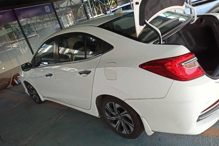 Used Honda Crider 2016 1.8L CVT Luxury Edition
