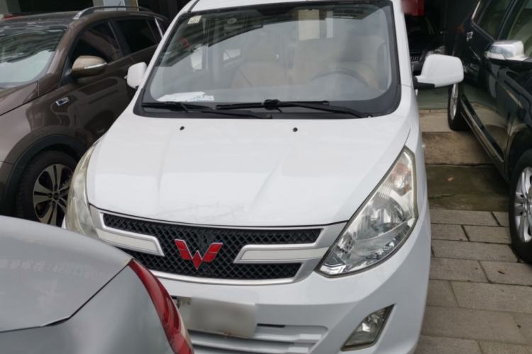 Used Wuling Rongguang V 2015 1.5L Base Version Front