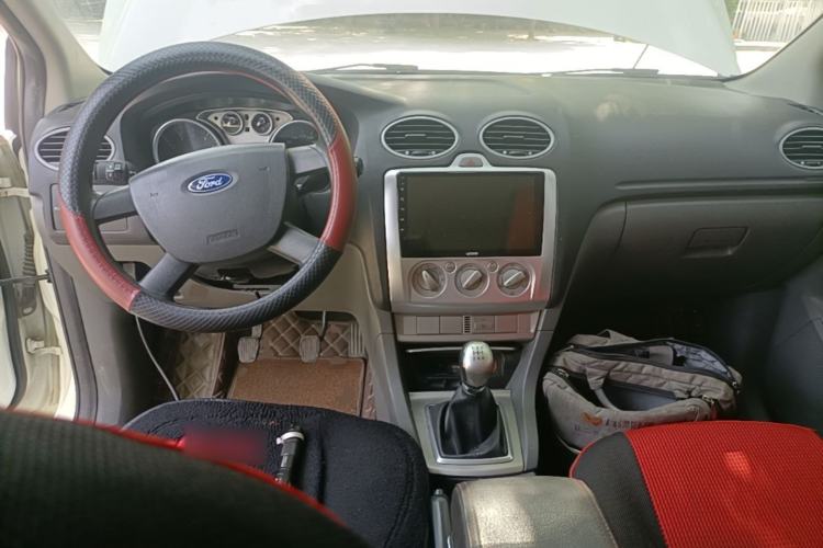 Used Ford Focus 2013 Hatchback Classic 1.8L Manual Base Model
