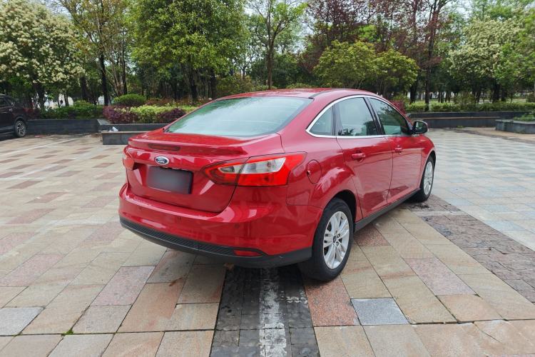 Used Ford Focus 2012 Sedan 1.6L Automatic Comfort Model
