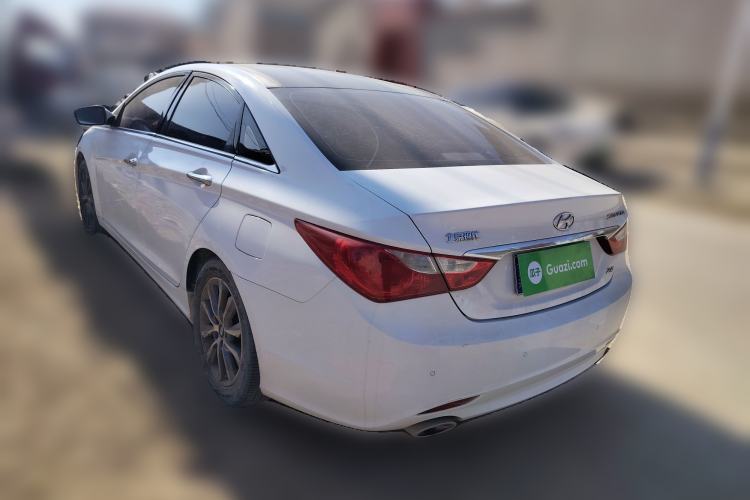 Used Hyundai Sonata 2013 2.4L Automatic Leading Edition China IV Standard