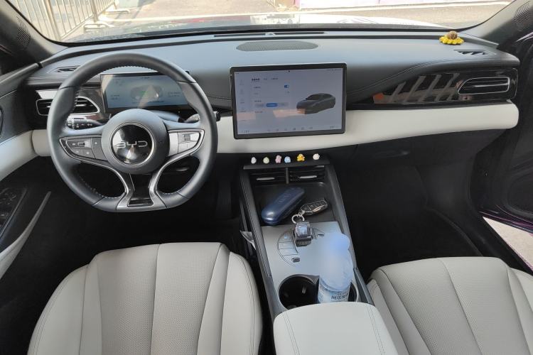 Used BYD Seal 06 New Energy 2024 DM-i 120KM Prestige Model Center Console