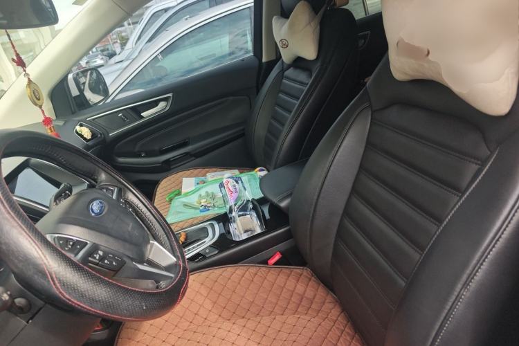 Used Ford Edge 2016 EcoBoost 245 Two-Wheel-Drive Titanium 7-Seater
