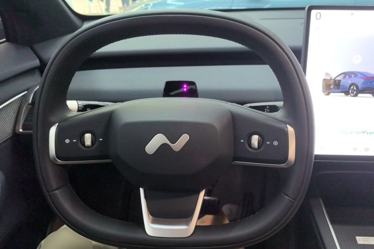 Used ONVO L60 2024 60 kWh Rear-Drive Version
