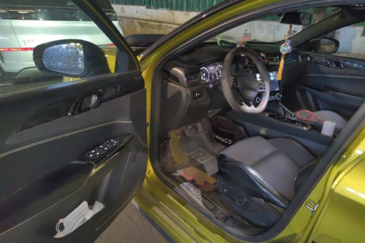 Used Lynk & Co 03 2019 03+ 2.0TD Automatic Hunter Edition Driver Seat