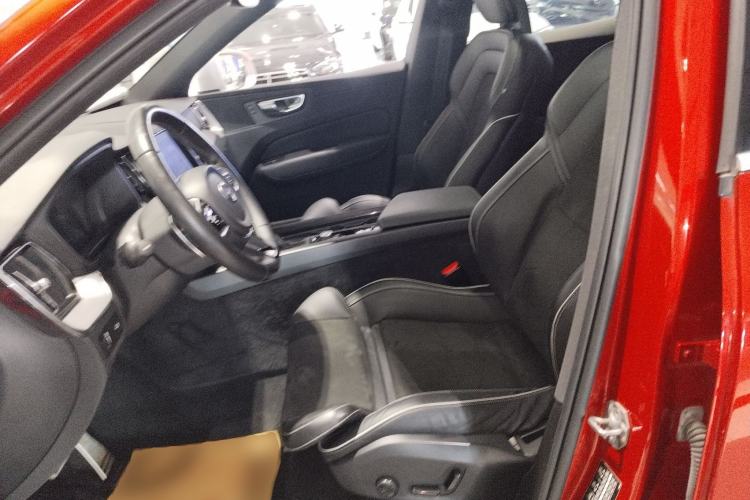 Used Volvo XC60 2018 T5 4x4 Smart & Sporty Edition