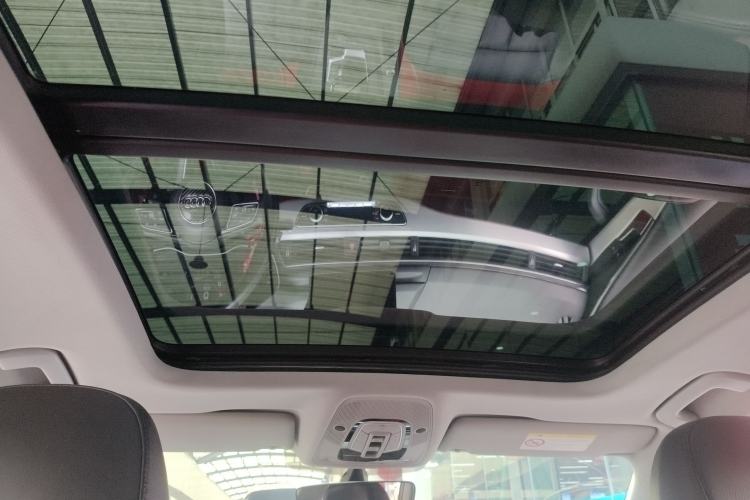 Used Audi A4L 2019 40 TFSI Fashion Version China V