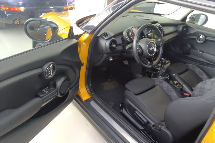 Used MINI 2016 1.5T COOPER
