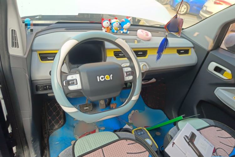 Used Chery QQ Ice Cream 2022 170km Sundae Phosphate Lithium-Ion