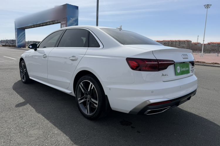 Used Audi A4L 2022 40 TFSI Luxury Dynamic Model Exterior 2