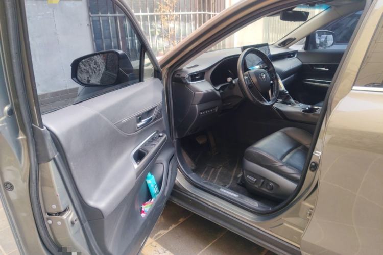 Used Toyota Harrier 2022 Dual-Engine 2.5L CVT Four-Wheel Drive Flagship Edition Driver Seat