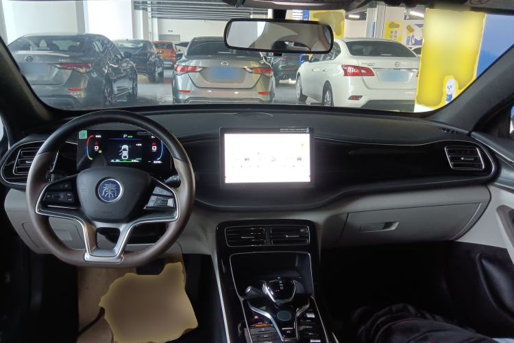 Used BYD Qin PLUS 2024 Honor Edition EV 420KM Leading Model
