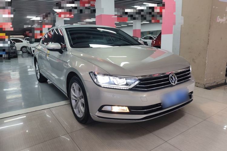 Used Volkswagen Magotan 2019 330TSI DSG Luxury Version China VI Standard
