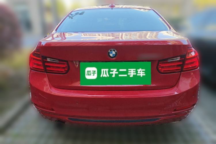 Used BMW 3 Series 2014 320i Sport Design Package
