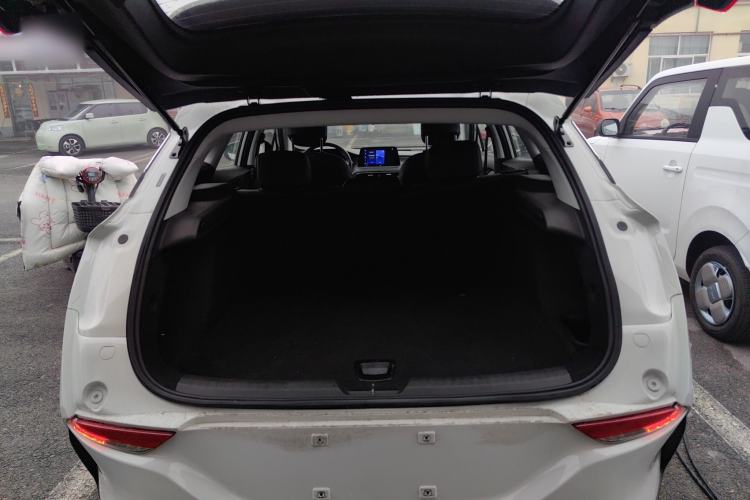 Used Buick Velite 6 2023 Revised Version 430 km Range – Commuter Edition