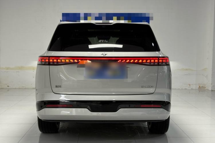 Used Dongfeng eπ eπ008 2025 210 Ultra Range-Extended Version 6 Seats Exterior 6