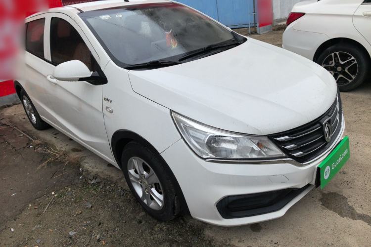 Used Baojun 310 2017 1.5L automatic comfort version
