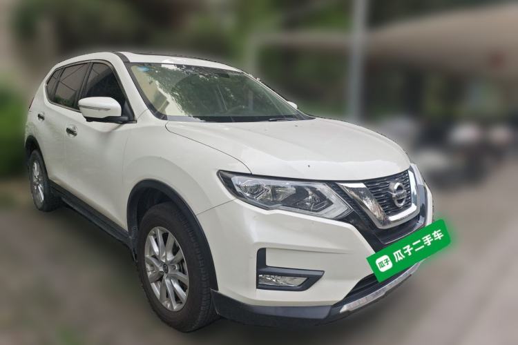 Used Nissan X-Trail 2017 2.0L CVT Comfort Edition 2WD Front Right 45 Deg