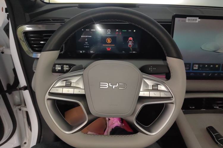 Used BYD Sealion 06 New Energy 2025 Model EV 605 Navigation Plus Edition Steering Wheel