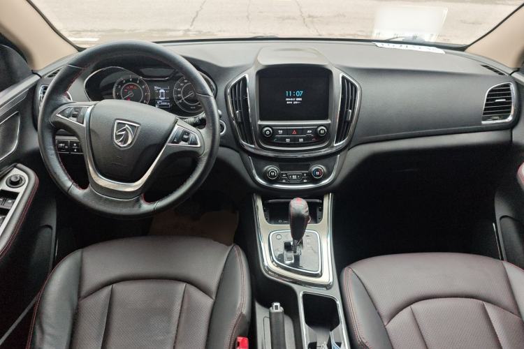 Used Baojun 560 2016 1.8L iAMT Luxury Model