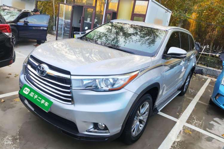 Used Toyota Highlander 2017 2.0T Two-Wheel Drive Elite Edition 5 Seats