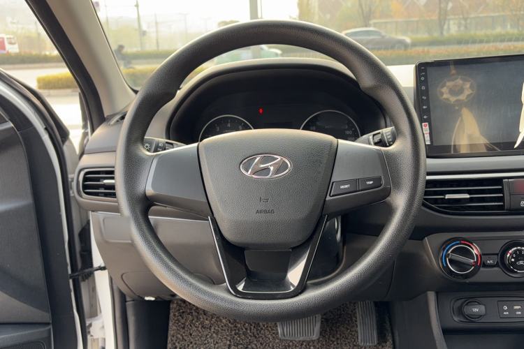 Used Hyundai Celesta 2018 1.6L Automatic GL Enjoyment Edition China VI compliant