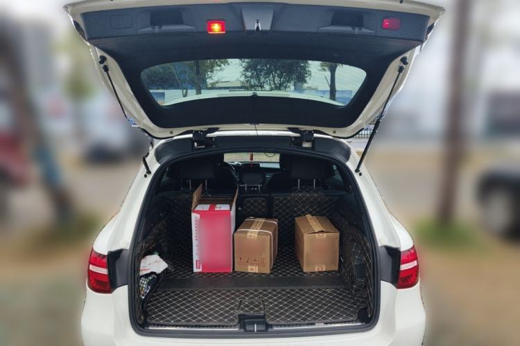 Used Mercedes-Benz GLC 2017 GLC 260 4MATIC Luxury Model