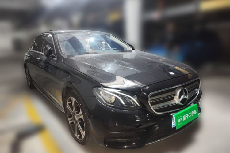 Used Mercedes-Benz E-Class 2016 E 300 L Sporty and Stylish Model Front Right 45 Deg