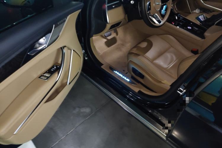 Used Jaguar XFL 2021 XFL 2.0T P250 Two-Wheel-Drive Luxury Deluxe Edition Driver Seat