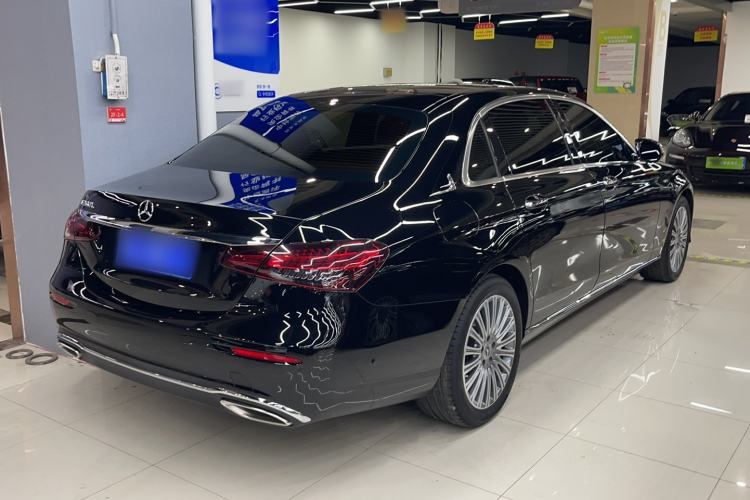 Used Mercedes-Benz E-Class 2023 E 300 L Luxury Model Exterior 4