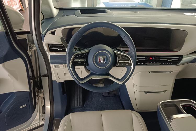 Used Buick Century 2025 2.0T Seven-Seater Yinshi Edition
