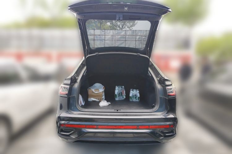 Used Volkswagen Tiguan X 2023 Revised Version 330TSI Two-Wheel-Drive Flagship Edition Trunk