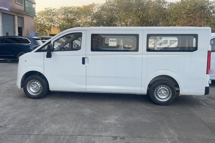 Used CHANGAN KUAYUE Starlight EV 2025 Model 7-Passenger Passenger Vehicle, 300 km, Luxury Edition Exterior 5