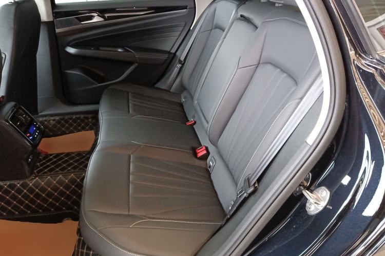 Used Volkswagen Passat 2025 Outstanding Model 330TSI Elite Edition