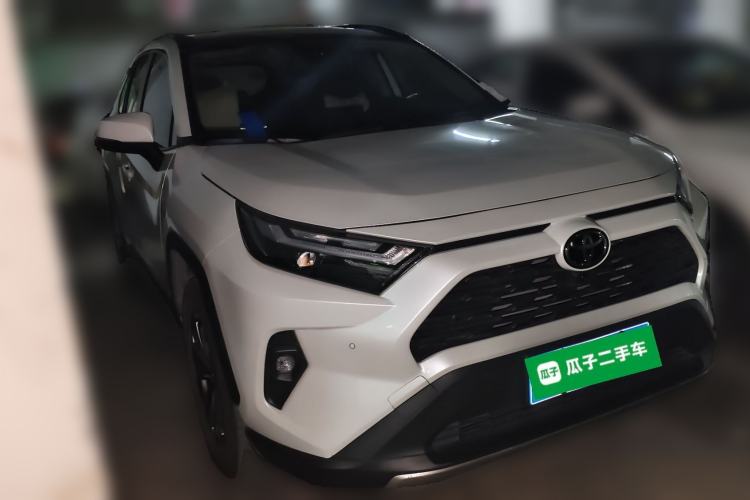 Used Toyota RAV4 2023 2.0L CVT Two-Wheel Drive Fashion Plus Edition Front Right 45 Deg