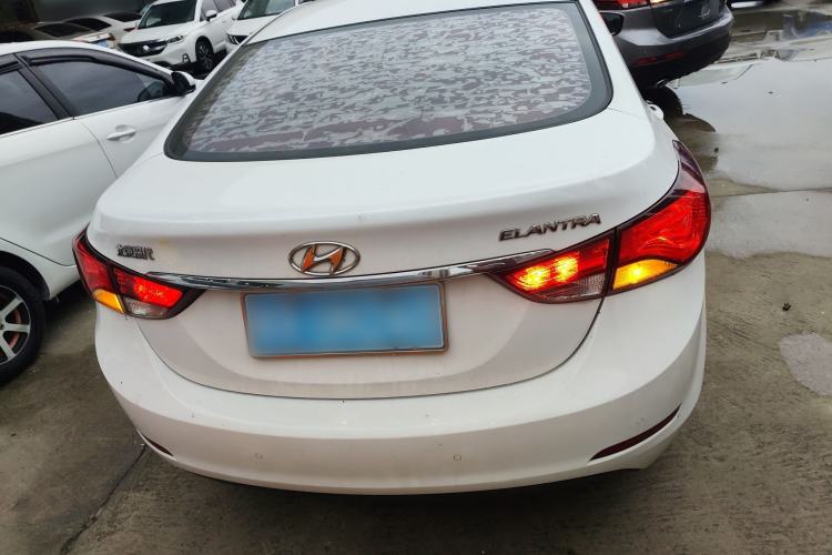 Used Hyundai Elantra (5th Generation / Langdong) 2016 1.6L Automatic Smart Version Rear